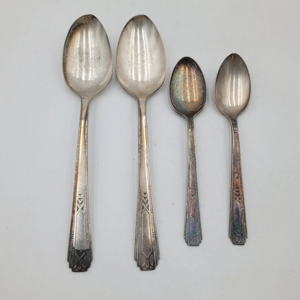 Oneida Community Tudor Plate Friendship Spoons 4pc Art Deco‎ Silverplate 1932
